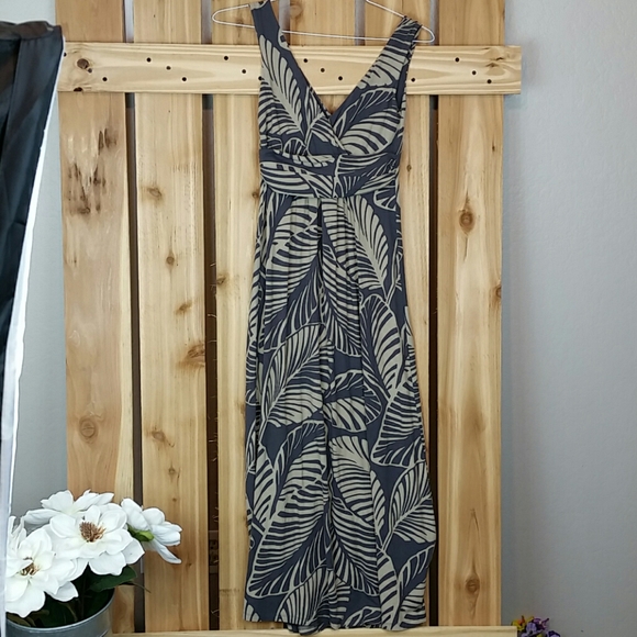Boden Dresses & Skirts - Boden Tropical Leaf Print Maxi Dress